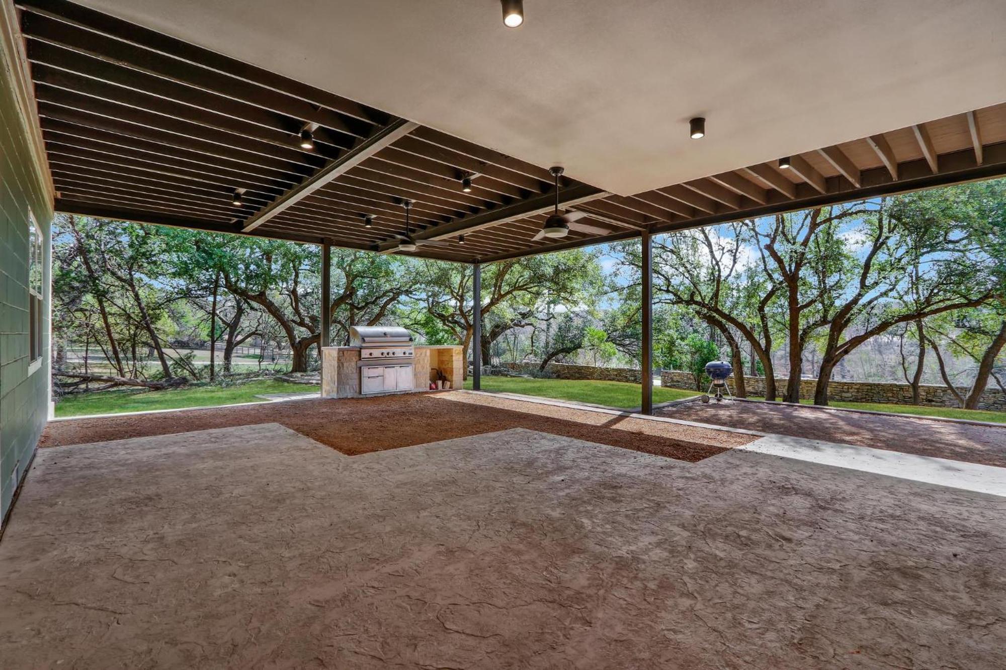 River Road Retreat Wimberley Bagian luar foto